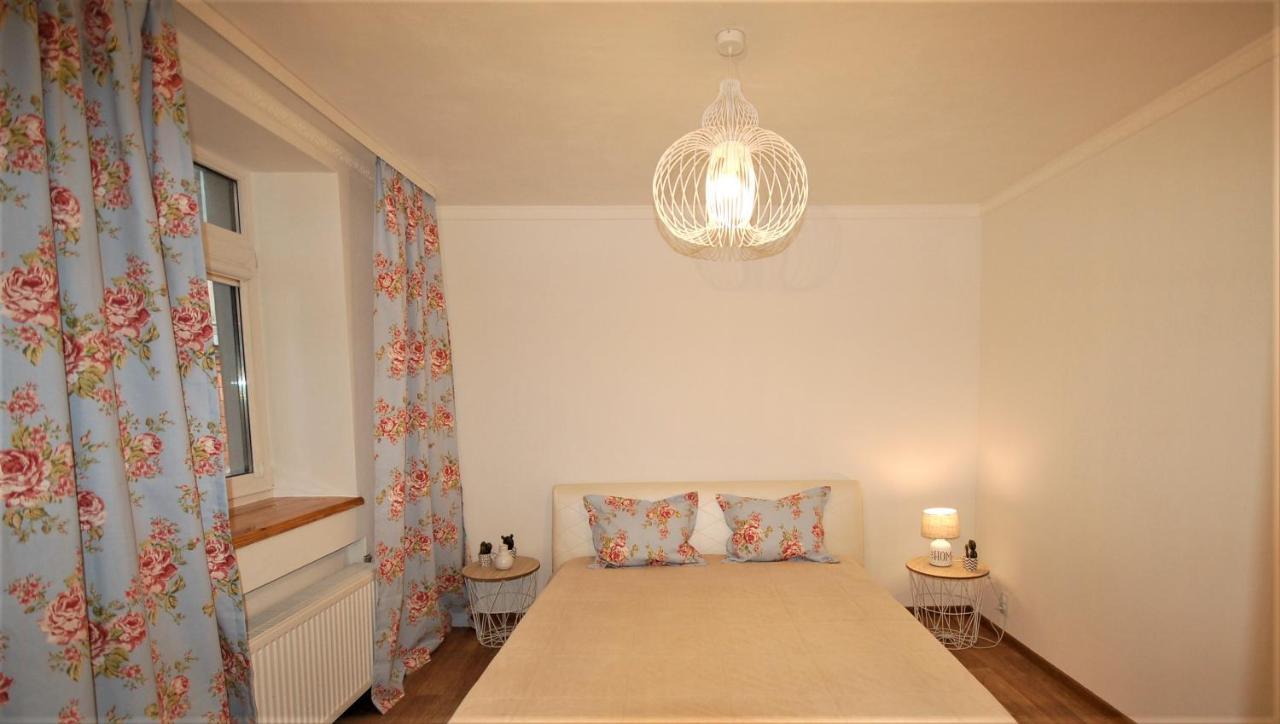 Ludvika Elegance Apartment Liepāja Eksteriør billede